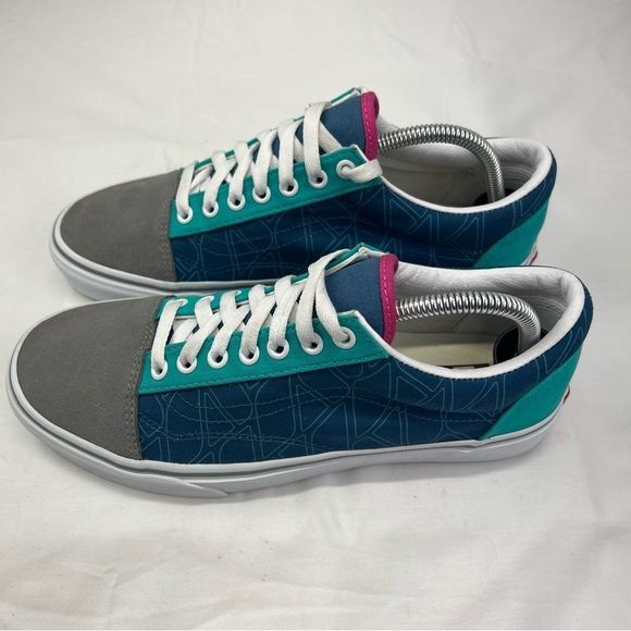 VANS Off The Wall Gray Suede Toe Box Low Lace Up Skate Sneaker Men’s 9 - Picture 1 of 9